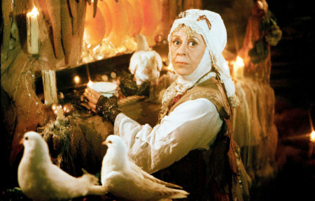 VIANOCE 2025 – FILMY NA TELEVÍZNYCH OBRAZOVKÁCH – zo zbierok Slovenského filmového ústavu 